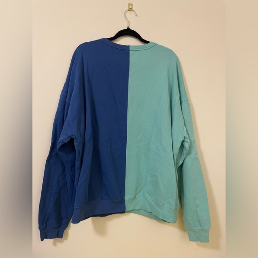 Wild Fable Two-Tone Niagara/York‎ Location Sweatshirt - Picture 4 of 9